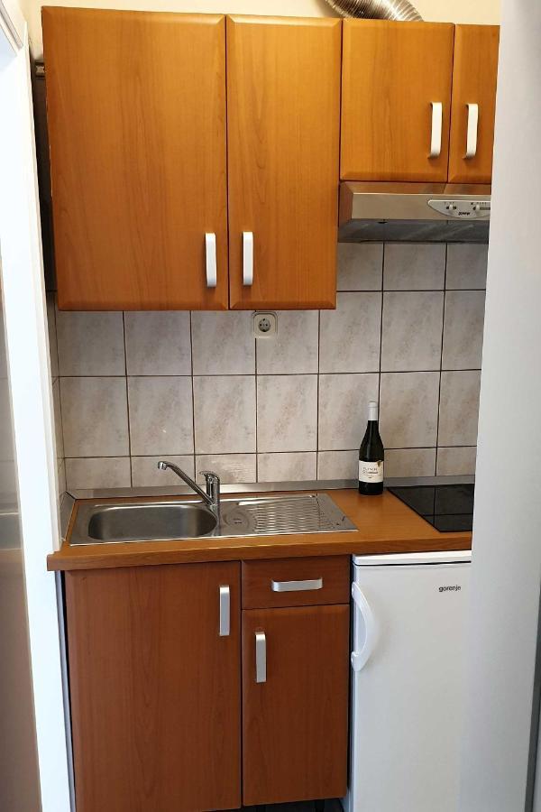 Apartments And Rooms With Parking Space Hvar - 15378 Hvar Town Exterior foto